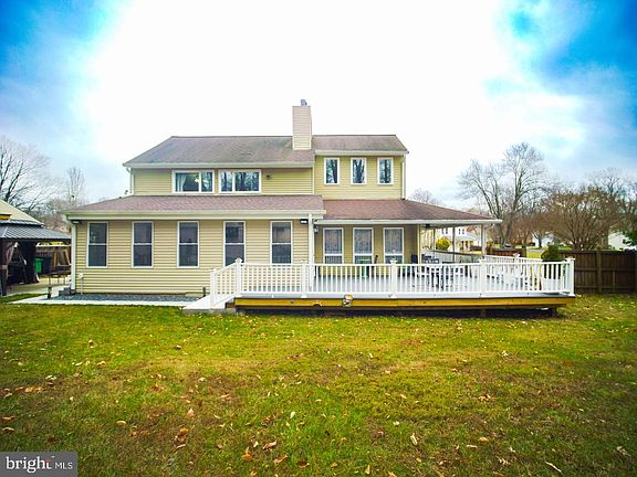 2nd image of 4802 Grid St