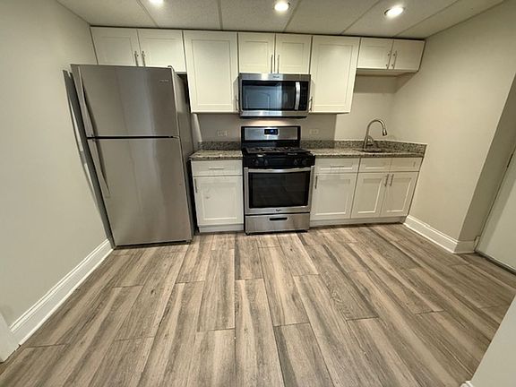 2nd image of 1305 W Morse Ave #6932-G