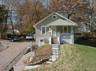 121 S Gatty Dr, Saint Peters, MO 63376