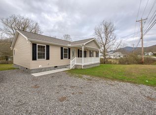 2116 E 4th Ave, Big Stone Gap, VA 24219