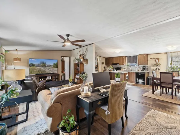 128 Brianna Circle, Johnson City, TX 78636