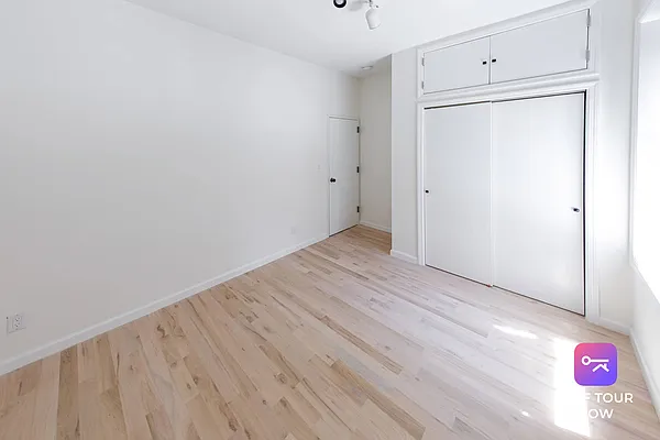 Rented by MAPT Residential LLC | media 16