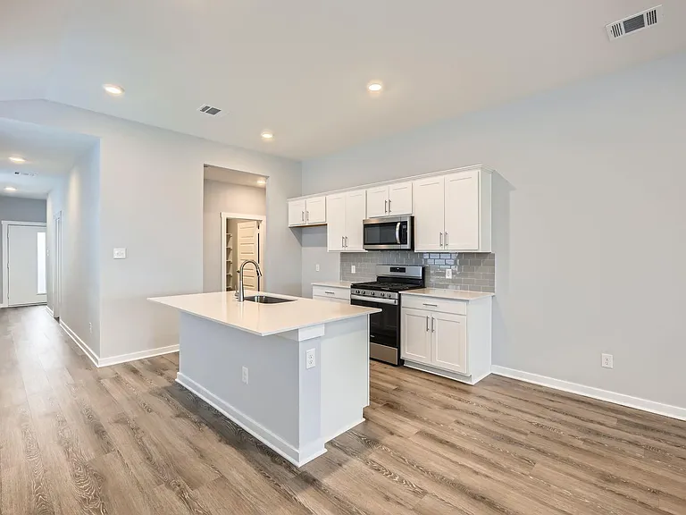 222 New Hampton Way — Photo 8