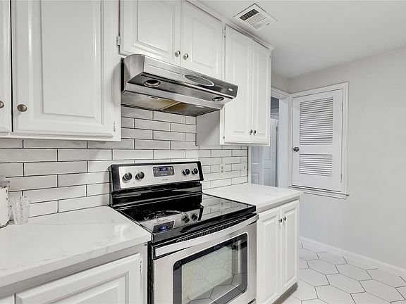 4th image of 2529 Rio Grande St APT 56