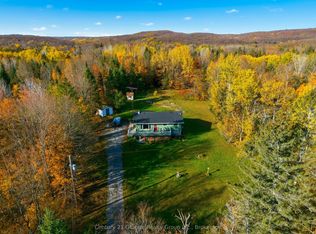 1060 Lees Rd, Highlands East, ON K0L 2Y0
