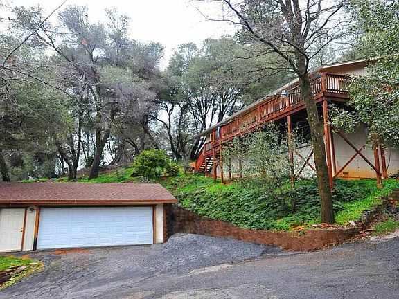 2nd image of 20723 Ponderosa Way