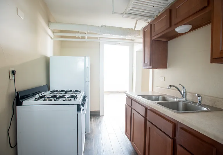 1704 E Locust St #1 — Photo 16