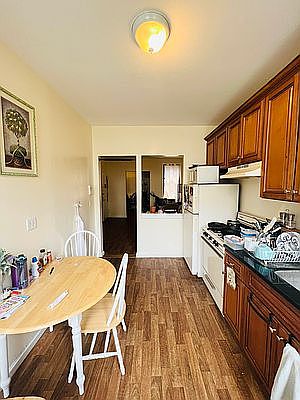 2nd image of 3406 43rd St APT 2L