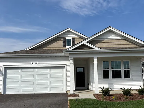 2279 Redwood Trl, Wonder Lake, IL 60097