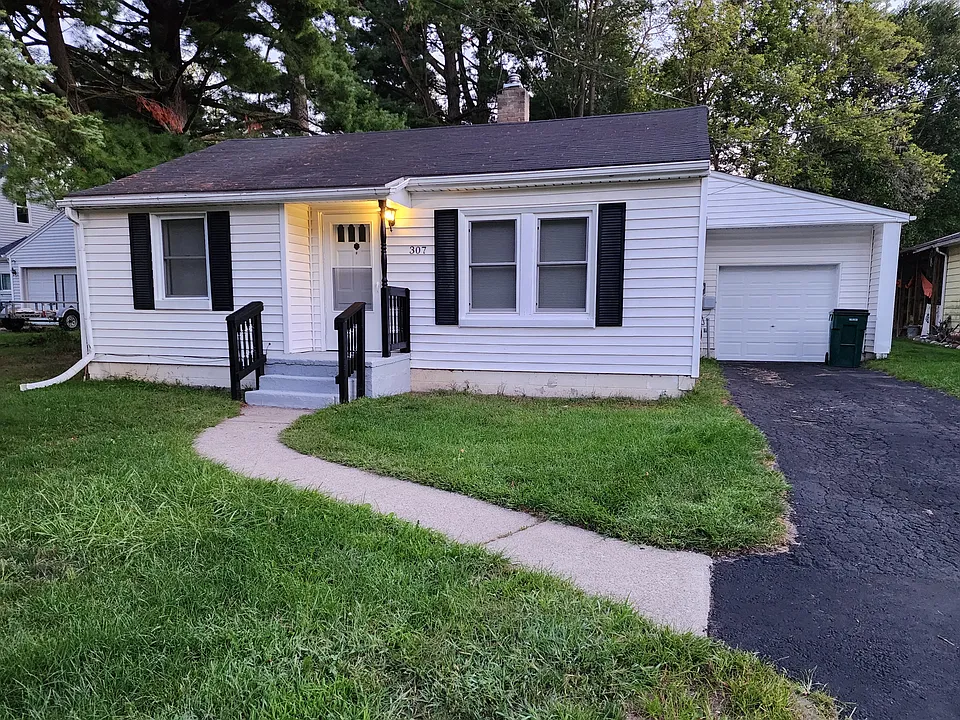307 Redner St
