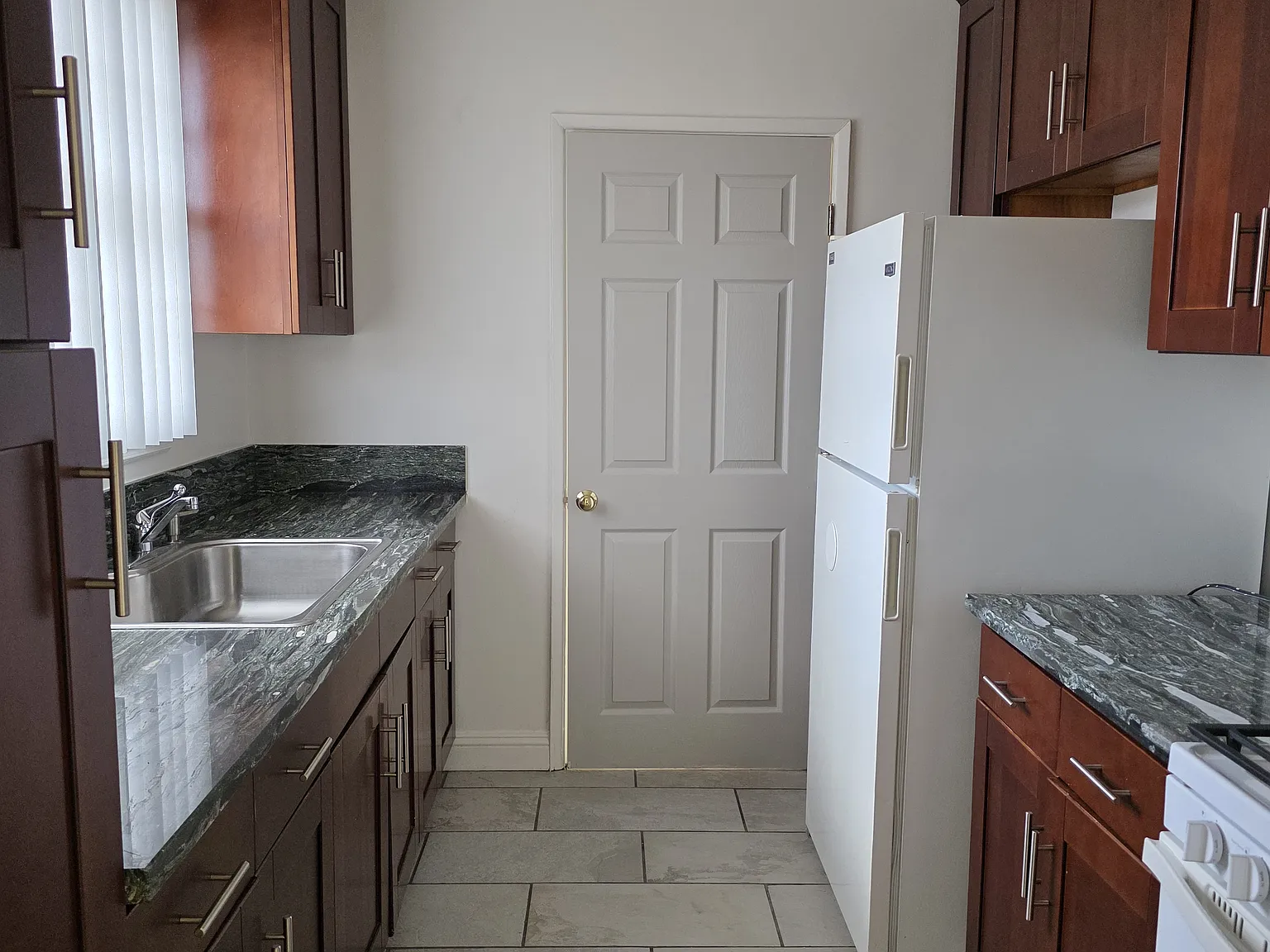 1 bed, 750 sqft, $2,195 — Photo 3