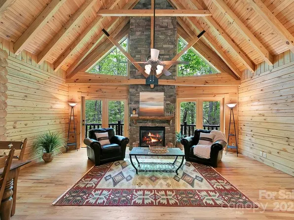 76 Isuhdavga Ct, Brevard, NC 28712