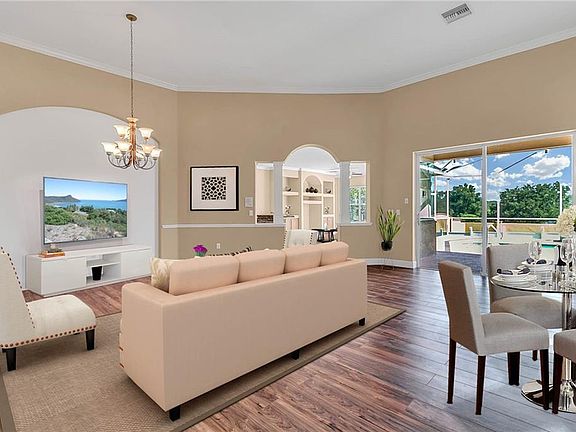 5th image of 6714 Hartsworth Dr