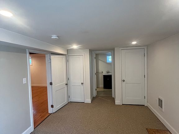 5th image of 18A Silver Lake Ave #A