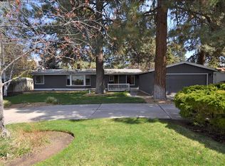 1058 SE Black Ridge Pl #B, Bend, OR 97702