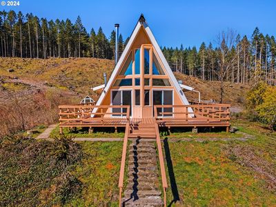 93188 Templeton Rd, Cheshire, OR, 97419