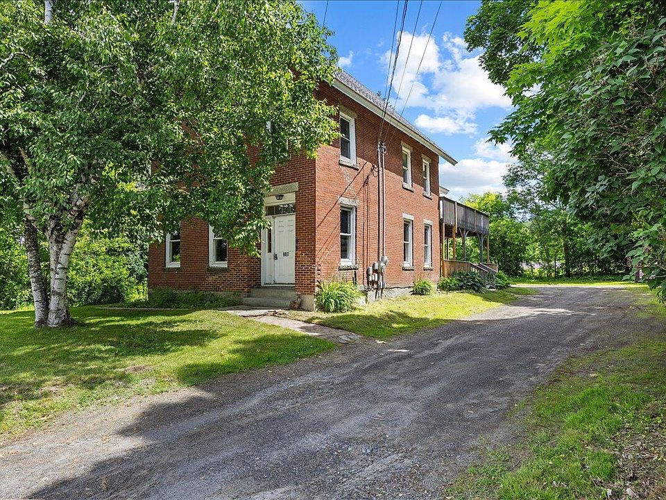 1st image of 987 Main Street