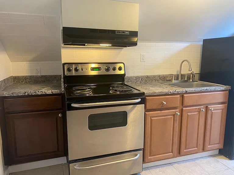 6R Salem St #7 — Photo 4