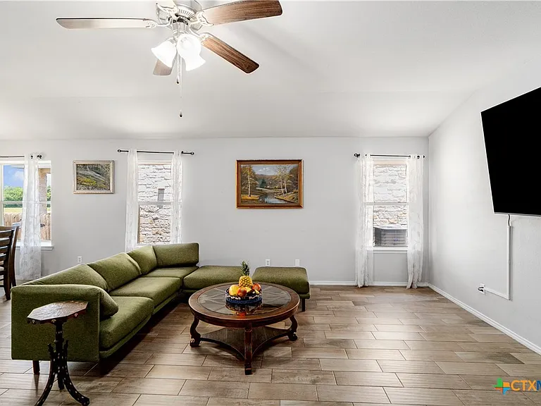 5634 Stonehaven Dr — Photo 6