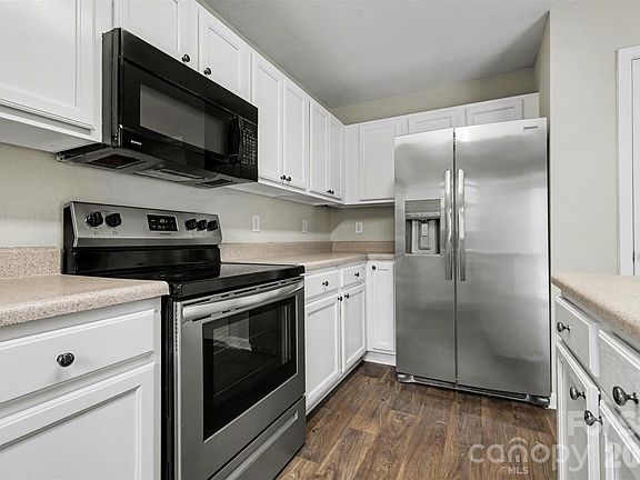 5th image of 2100 Cranberry Woods Ct