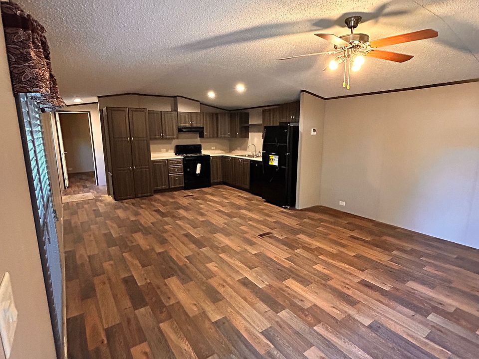 entrance/main living space