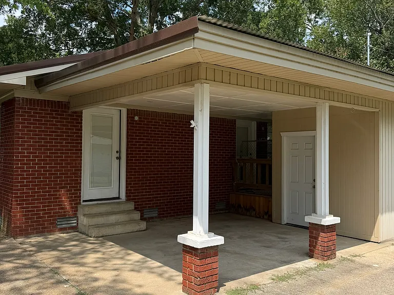 404 N Lemon St — Photo 4