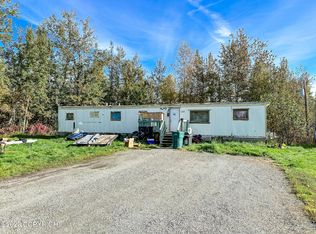 1570 N Tanana Dr, Wasilla, AK 99654