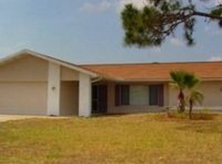 209 Sportsman Ave, Sebring, FL 33875