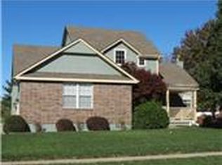 706 Lakeshore Pl, Raymore, MO 64083