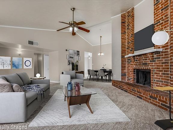 2nd image of 4500 Larner St