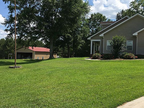 4th image of 408 Private Road 1335