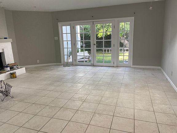 5th image of 4020 Tivoli Ave