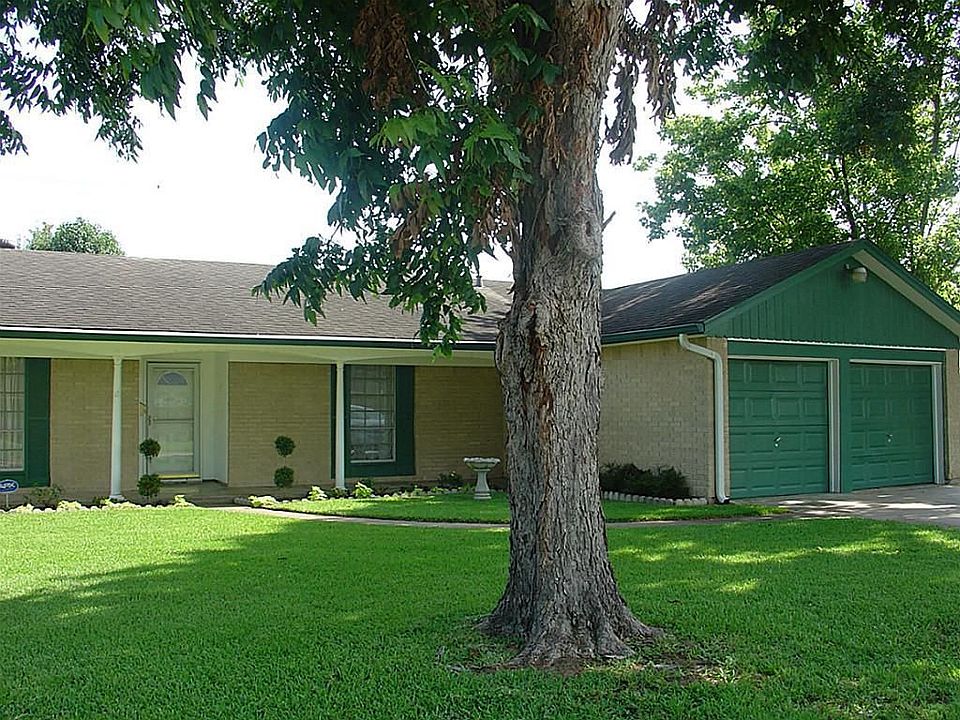 1st image of 2511 Bravo Ave
