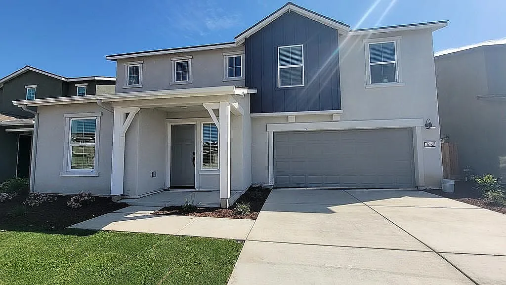 678 Suzanne Dr photo 1