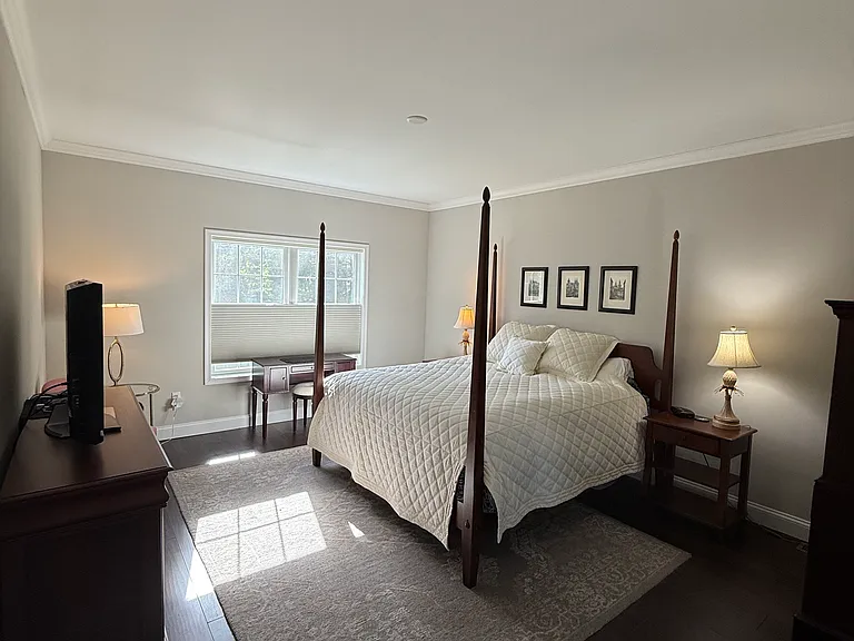 170 Victoria Ln — Photo 22