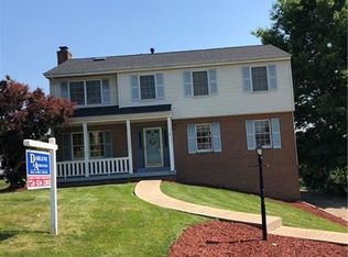 12 Janette Cir, Irwin, PA 15642