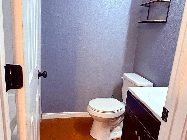 1403 Strickland St — Photo 11