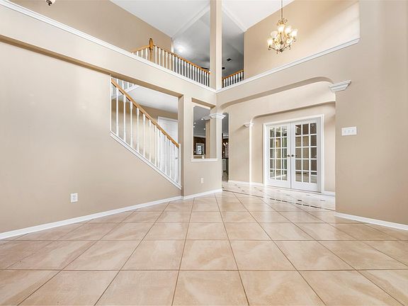 4th image of 2406 Spanish Oak Hill Ct