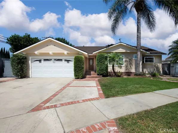 8001 Carnation Dr, Buena Park, CA 90620