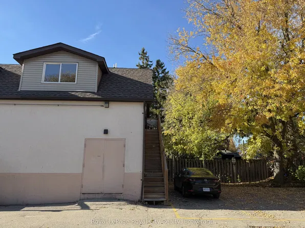 563 Woolwich St Unit B, Guelph, ON N1H 3Y4