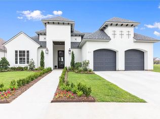 211 Cedar Lake Dr, Youngsville, LA 70592