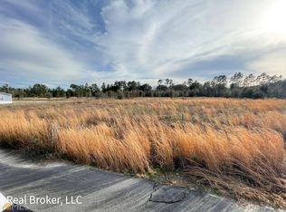 85 Jerold Jones Dr, Jesup, GA 31545