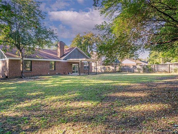 3rd image of 5834 Pettigrew Dr