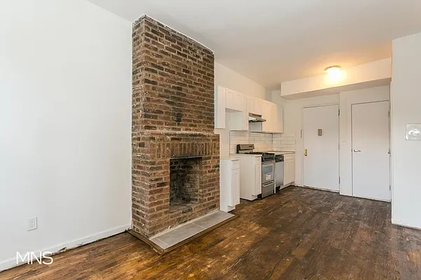 Rented by MNS Marketing | media 16