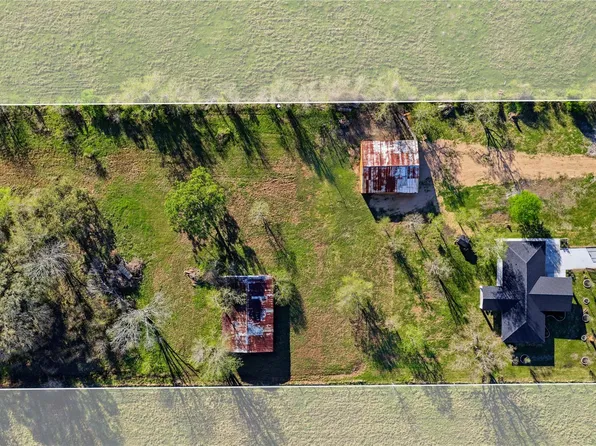 6623 County Road 4, Damon, TX 77430