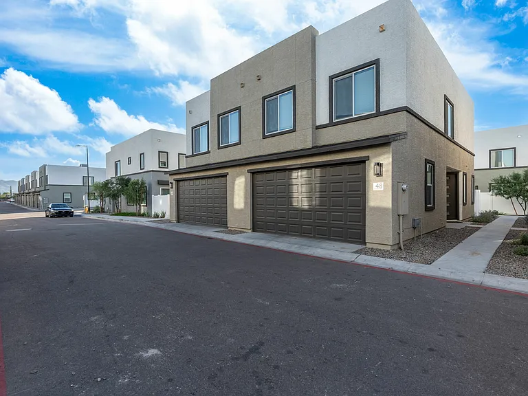 Raymond Place Townhomes — Photo 33