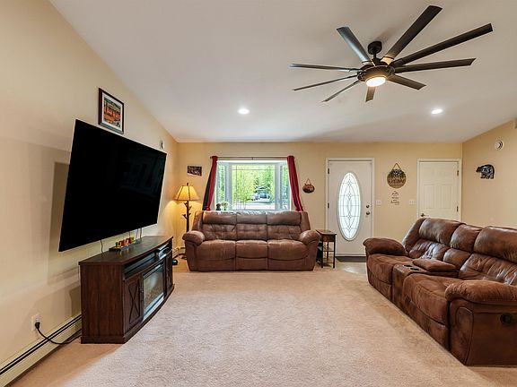 2nd image of 2336 Moonlight Dr