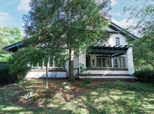 552 Cambridge Blvd SE, East Grand Rapids, MI