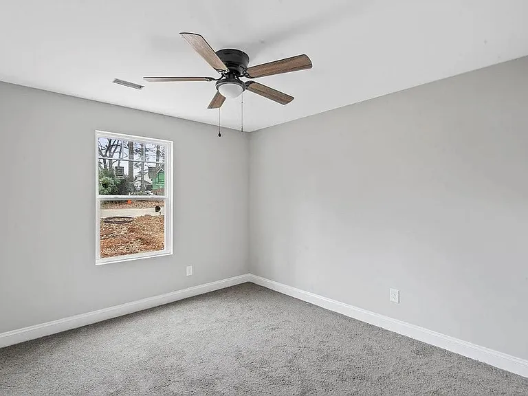 2628 Kenhill Dr — Photo 11