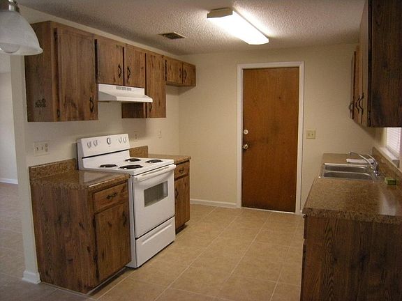 2nd image of 4139 Oriely Dr W